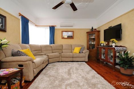 Property photo of 132A Hill Street Newtown QLD 4350