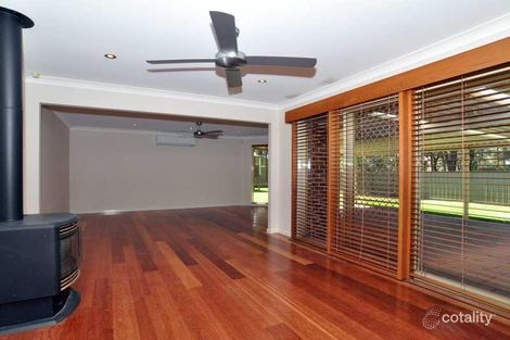 Property photo of 16 Whitsunday Close Ashtonfield NSW 2323