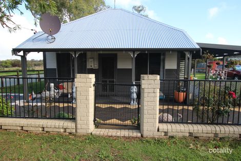 Property photo of 40 Railway Parade Yarloop WA 6218