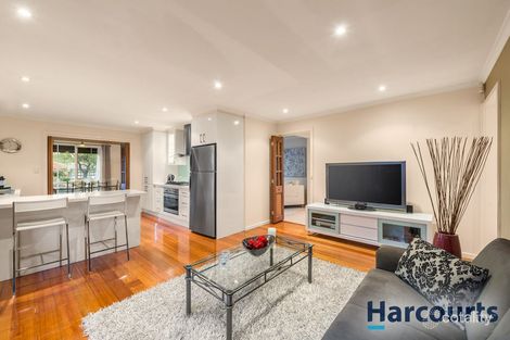 Property photo of 10 Old Orchard Drive Wantirna South VIC 3152