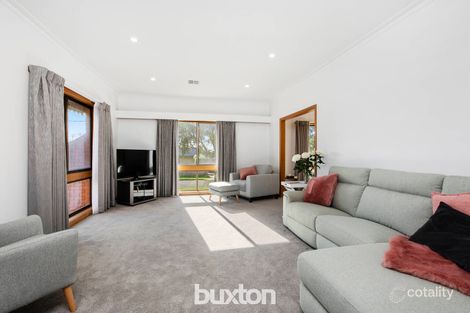 Property photo of 5 Caroline Street Highton VIC 3216