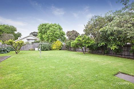 17 Dominic St, Camberwell, VIC 3124