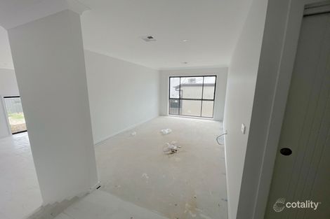 Property photo of 11 McPherson Street Googong NSW 2620