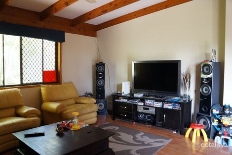 Property photo of 3 Etna Close Riverhills QLD 4074