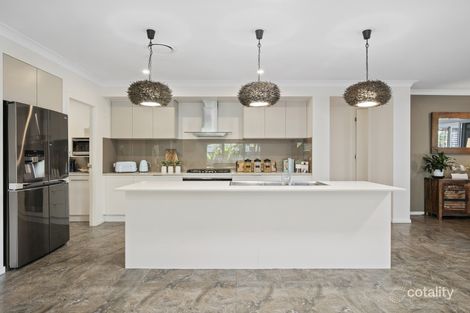 Property photo of 31 Sabrina Avenue Helensvale QLD 4212