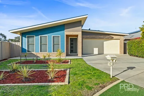 Property photo of 9 Goldstein Crescent Lloyd NSW 2650