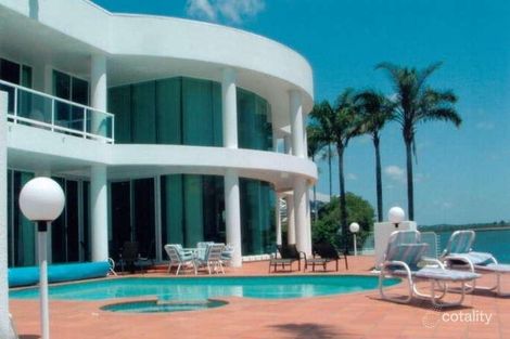 21 Excalibur Ct, Paradise Point, QLD 4216