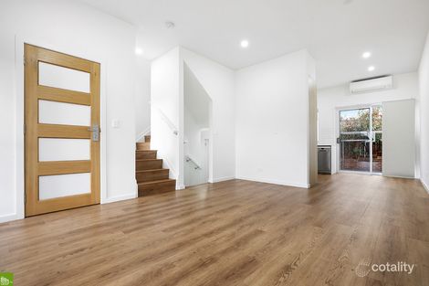Property photo of 2/30 Carr Parade Unanderra NSW 2526