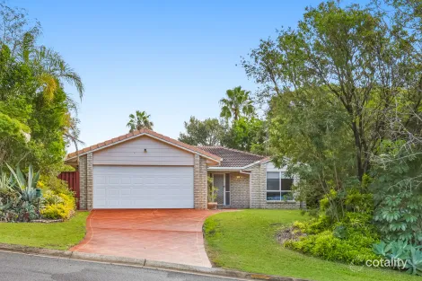 1 PHOENIX ST, PACIFIC PINES, QLD 4211