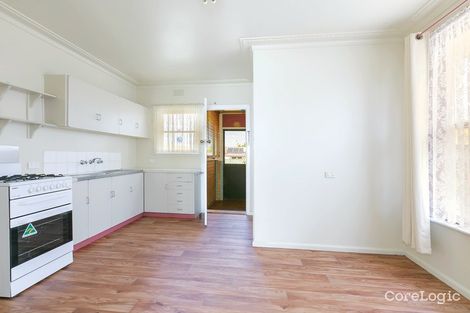Property photo of 4 Oxford Street Wendouree VIC 3355