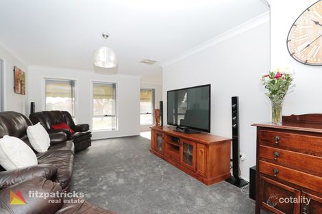 Property photo of 29 Karoom Drive Glenfield Park NSW 2650