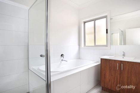 Property photo of 65 Tangemere Way Cranbourne East VIC 3977