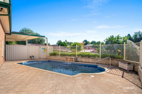 Property photo of 4 Emma Place Ambarvale NSW 2560