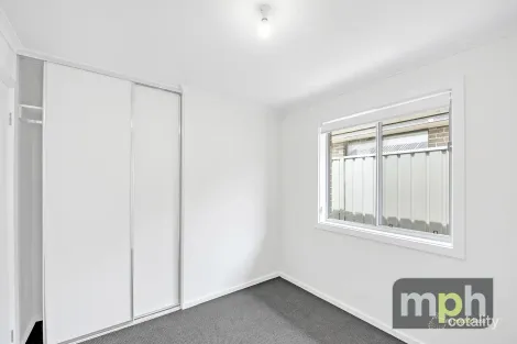 Property photo of 6 Ruby Crescent Munno Para Downs SA 5115