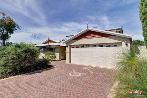 Property photo of 10 Wonyill Street Wanneroo WA 6065