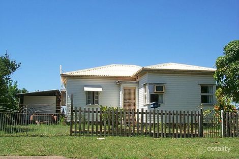 2 Wilmott St, Gladstone Central, QLD 4680