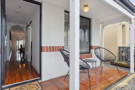 Property photo of 25 Grandis Boulevard Banksia Grove WA 6031