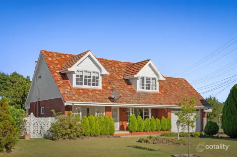 1 Castlereagh Cres, Sylvania Waters, NSW 2224