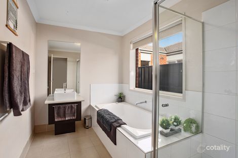 23 Pamela Ave, Jackass Flat, VIC 3556
