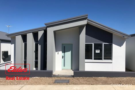 Property photo of 157 Liz Kernohan Drive Elderslie NSW 2570