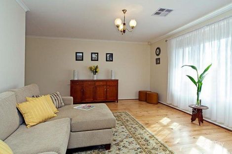 93 Billabong Rd, Para Hills, SA 5096