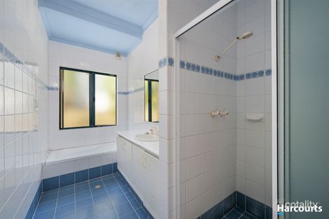 Property photo of 10 Marsh Place Halls Head WA 6210