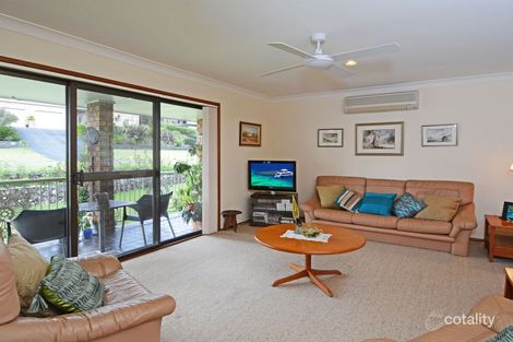 Property photo of 34 Alkrington Avenue Fishing Point NSW 2283