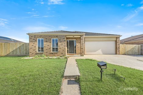 Property photo of 13 Sunbird Avenue Cranbourne VIC 3977