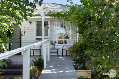 19 Hall St, Creswick, VIC 3363