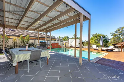 Property photo of 8 Armstrong Way Highland Park QLD 4211