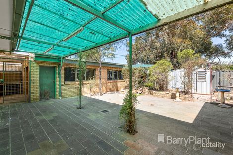 Property photo of 11 Quartok Avenue Werribee VIC 3030