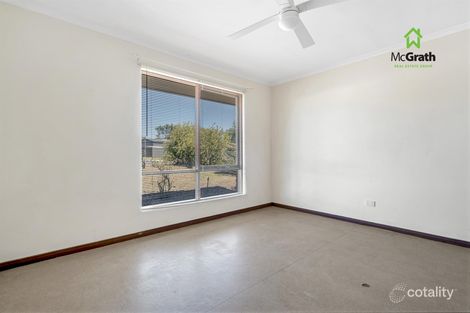 Property photo of 46 Emmerson Drive Morphett Vale SA 5162
