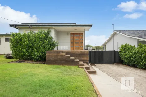 8 Yearnin St, Gwandalan, NSW 2259