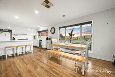 Property photo of 6 Gaff Court Wodonga VIC 3690