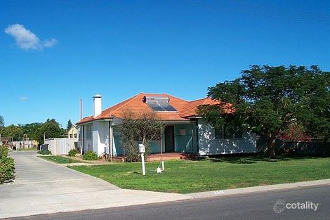 268 Second St, Wonthella, WA 6530