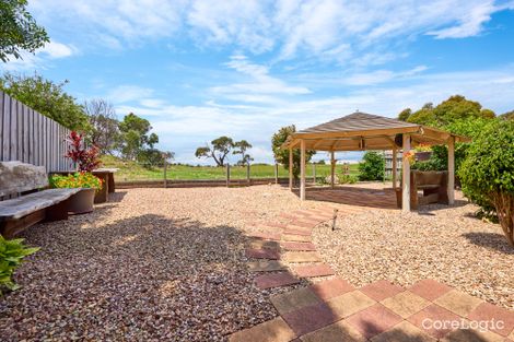 Property photo of 22 Windsor Grange Court Skye VIC 3977