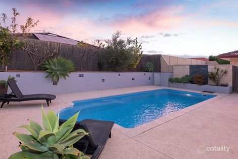 25 Westport Pde, Darch, WA 6065