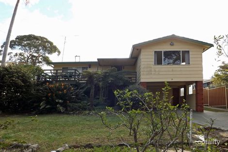 31 River Rd, Lake Tabourie, NSW 2539