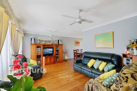 Property photo of 8 Amur Place Kearns NSW 2558