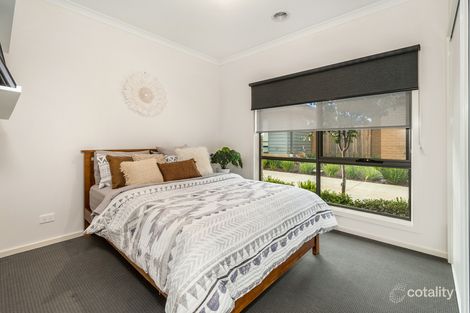 Property photo of 11 Haymic Place Tyabb VIC 3913