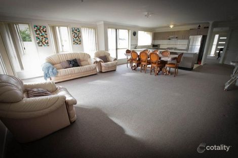 Property photo of 25 Dalmeny Drive Prestons NSW 2170