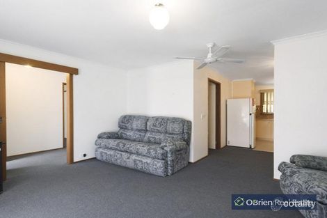 Property photo of 2/16-18 Regans Road Hampton Park VIC 3976