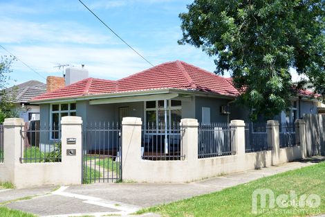 13 Clairmont St, Albion, VIC 3020