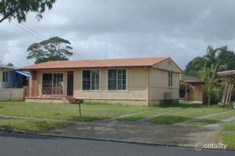 Property photo of 27 Huon Crescent Holsworthy NSW 2173