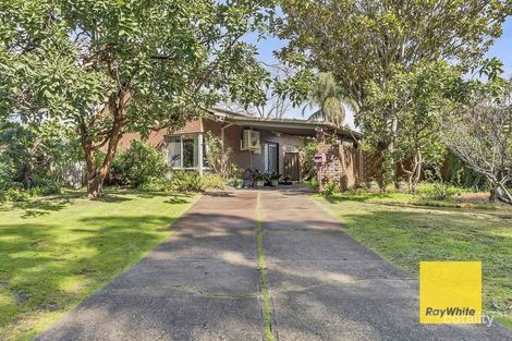 57 Parkside Dr, Thornlie, WA 6108