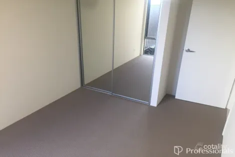 Property photo of 49 Dickerson Loop Hammond Park WA 6164