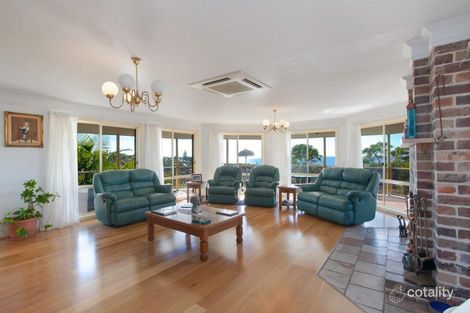 Property photo of 1 Ruby Close Caves Beach NSW 2281