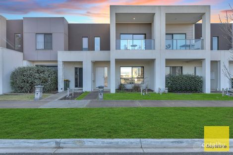 Property photo of 10 Illabunda Drive Werribee VIC 3030