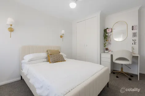 Property photo of 11 Wolfe Road Oakford WA 6121