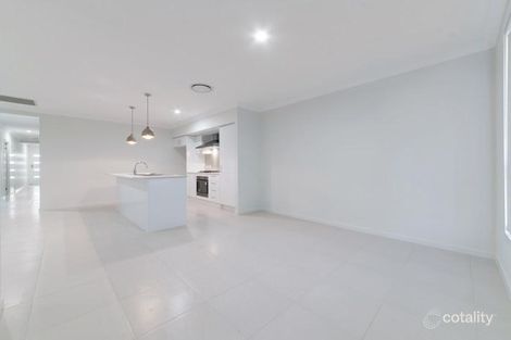 Property photo of 33 Bowerman Road Elderslie NSW 2570